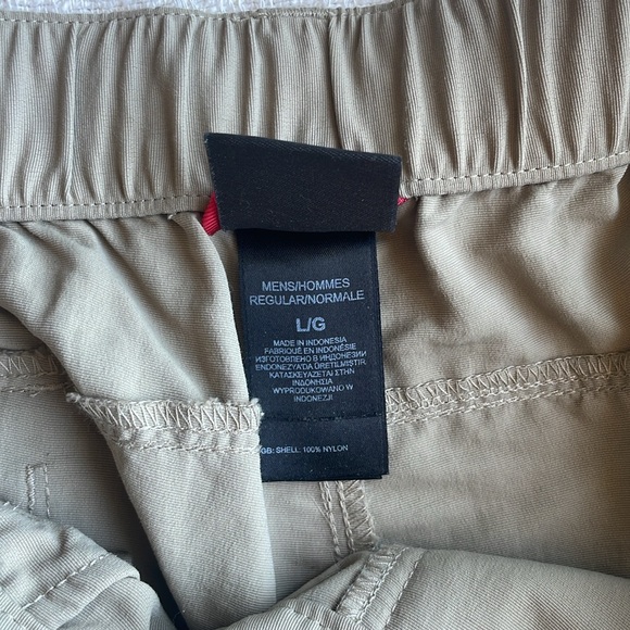 North Face, shorts/Pants, tan colour - Picture 3 of 5